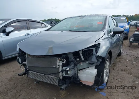 2018 Chevrolet Cruze Lt Auto z USA, uszkodzony, nr VIN 1G1BE5SM2J7188819
